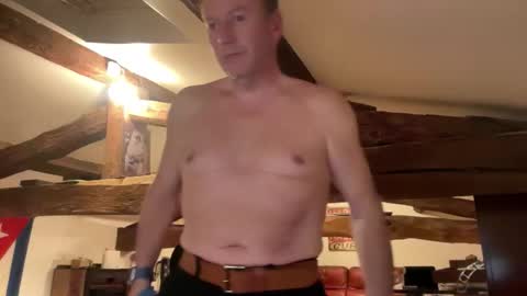 Snapshot of compay69 chatting on 02/02/26, 05:33 compay69 online show from 02/02/26, 05:33