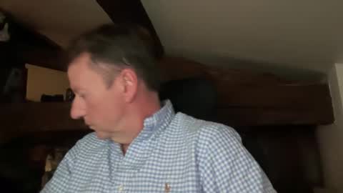 Snapshot of compay69 chatting on 02/04/26, 05:52 compay69 online show from 02/04/26, 05:52