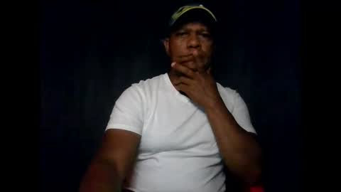 Snapshot of condor087510 chatting on 01/09/26, 02:58 Miguel online show from 01/09/26, 02:58