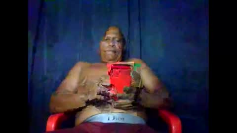 Snapshot of condor087510 chatting on 02/02/26, 02:10 Miguel online show from 02/02/26, 02:10