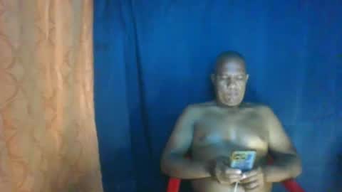 Snapshot of condor087510 chatting on 03/20/26, 04:06 Miguel online show from 03/20/26, 04:06