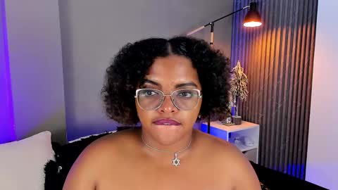 conielaurenth online show from 12/21/24, 09:12