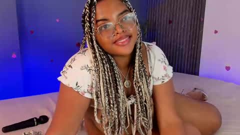 conielaurenth online show from 02/18/25, 02:16