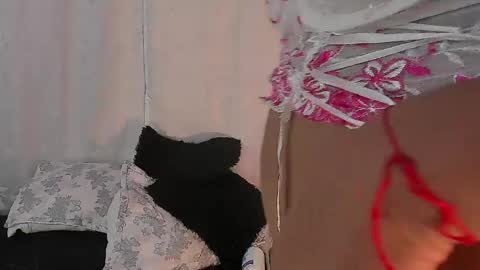 Snapshot of conielaurenth chatting on 05/16/26, 02:30 conielaurenth online show from 05/16/26, 02:30