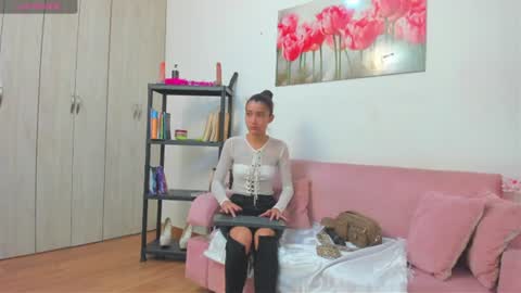 Snapshot of conni_f00x chatting on 06/24/26, 07:24 conni_f00x online show from 06/24/26, 07:24