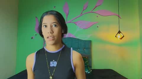 C O N N I E online show from 12/04/25, 08:06