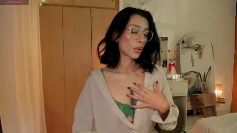 connie    online show from 12/29/24, 01:06