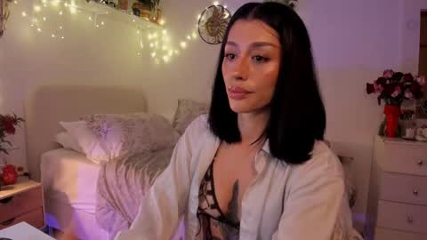 connie    online show from 02/18/25, 10:38