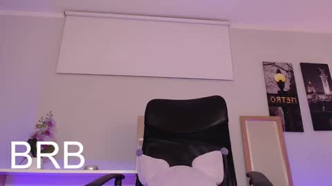 Snapshot of connie_haze chatting on 12/22/24, 06:15 Connie online show from 12/22/24, 06:15