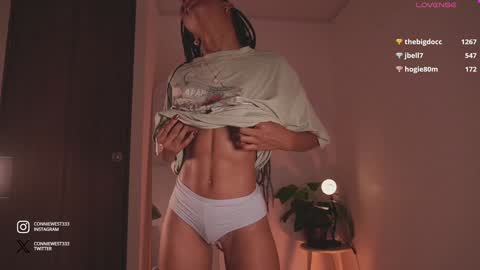 Snapshot of connie_west0 chatting on 12/24/24, 02:10   independent model online show from 12/24/24, 02:10