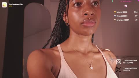 Snapshot of connie_west0 chatting on 01/09/25, 12:25   independent model online show from 01/09/25, 12:25