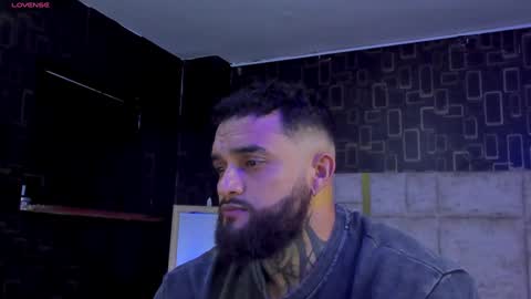 rusfegui online show from 02/05/25, 12:10