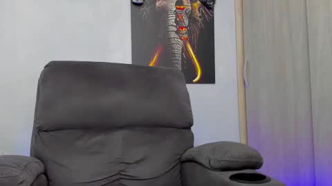 Snapshot of connorkingg chatting on 02/17/25, 04:48 CONNORKING online show from 02/17/25, 04:48