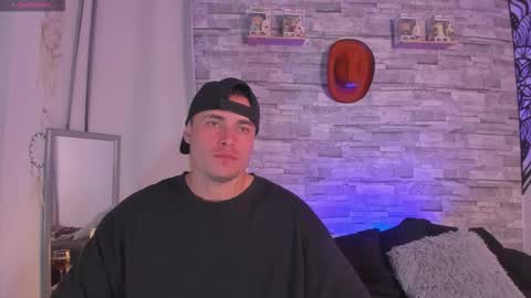 Connor Smith online show from 11/12/25, 01:50