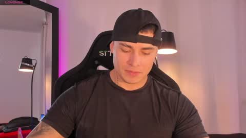 Connor Smith online show from 06/25/26, 02:21