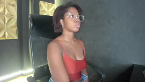 Nilo Solem online show from 06/30/26, 07:04