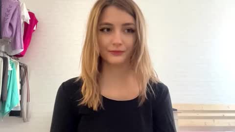 Amelia online show from 03/14/26, 12:10