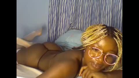 Snapshot of cookiejah chatting on 01/02/25, 10:01 cookie jar online show from 01/02/25, 10:01