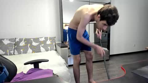 cookies_boys online show from 11/18/25, 06:40