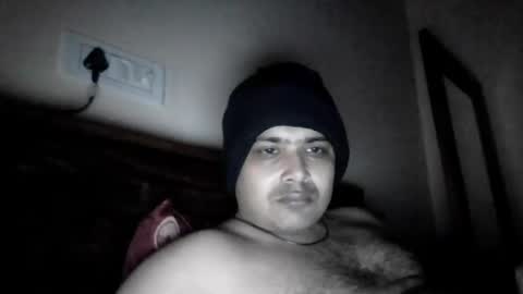 Snapshot of cool_breeze09 chatting on 01/12/25, 05:01 Cool Breeze09 online show from 01/12/25, 05:01