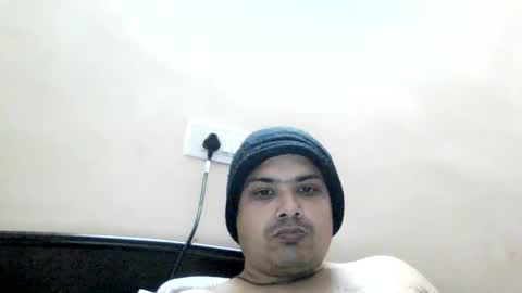 Snapshot of cool_breeze09 chatting on 02/13/26, 07:21 Cool Breeze09 online show from 02/13/26, 07:21