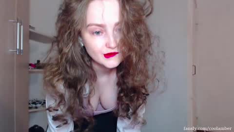 Snapshot of coolamber chatting on 03/04/25, 10:49 Amber online show from 03/04/25, 10:49