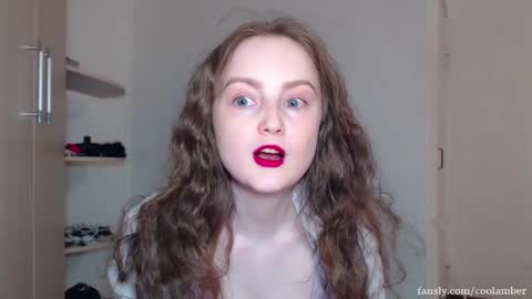 Snapshot of coolamber chatting on 03/05/25, 01:52 Amber online show from 03/05/25, 01:52