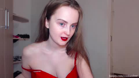 Snapshot of coolamber chatting on 03/12/25, 10:05 Amber online show from 03/12/25, 10:05