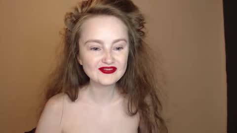 Snapshot of coolamber chatting on 10/11/25, 07:07 Amber online show from 10/11/25, 07:07