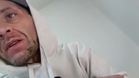 Snapshot of cooldadisalone chatting on 01/16/26, 10:08 cooldadisalone online show from 01/16/26, 10:08