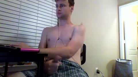 Snapshot of cooldude122222 chatting on 12/22/24, 09:55 cooldude122222 online show from 12/22/24, 09:55