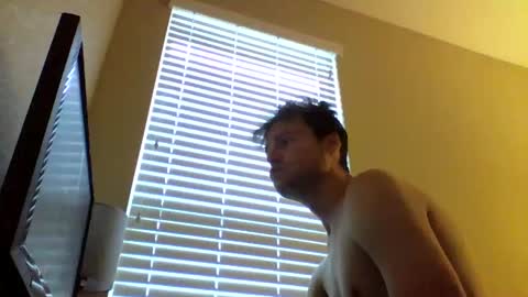 Snapshot of cooldude122222 chatting on 01/23/25, 03:43 cooldude122222 online show from 01/23/25, 03:43