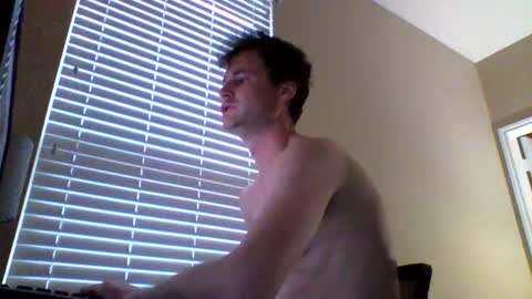 Snapshot of cooldude122222 chatting on 02/09/25, 02:40 cooldude122222 online show from 02/09/25, 02:40