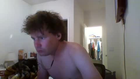 Snapshot of cooldude122222 chatting on 09/17/25, 02:57 cooldude122222 online show from 09/17/25, 02:57