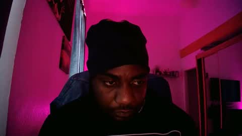 Snapshot of coolio_600 chatting on 11/10/25, 10:47 coolio_600 online show from 11/10/25, 10:47