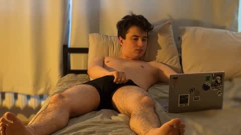 Snapshot of coolskum00 chatting on 03/05/26, 09:05 Lisa and Alen online show from 03/05/26, 09:05