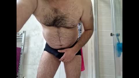 Snapshot of coolube1 chatting on 10/21/25, 09:43 coolube1 online show from 10/21/25, 09:43