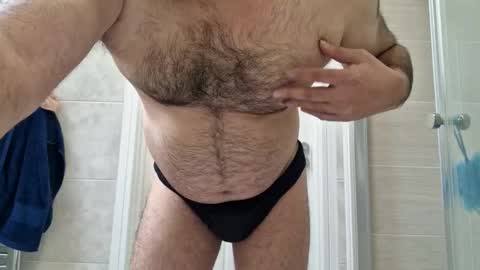 Snapshot of coolube1 chatting on 11/16/25, 01:49 coolube1 online show from 11/16/25, 01:49