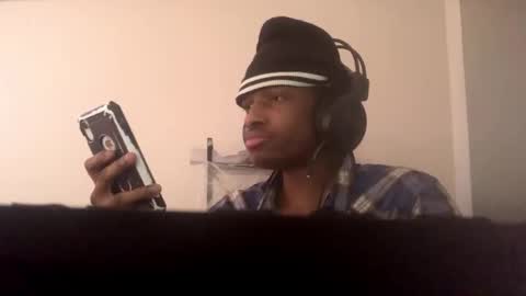 coolvibes69 online show from 12/05/25, 07:54