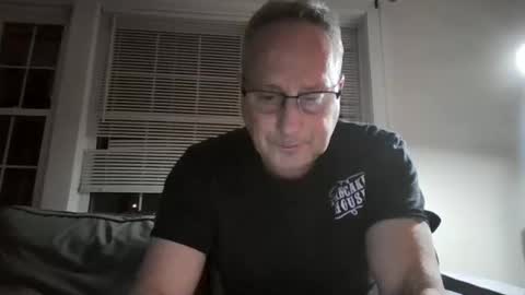 Snapshot of copacetic999 chatting on 01/11/26, 11:43 copacetic999 online show from 01/11/26, 11:43