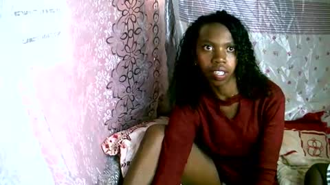 Snapshot of coquine_lara chatting on 04/27/26, 12:36 coquine_lara online show from 04/27/26, 12:36