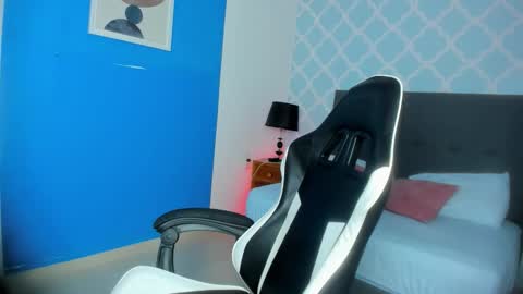  CORA  online show from 09/16/25, 12:28