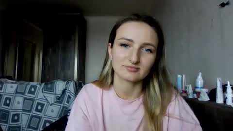 Snapshot of cora_fora chatting on 01/13/26, 11:26 cora_fora online show from 01/13/26, 11:26