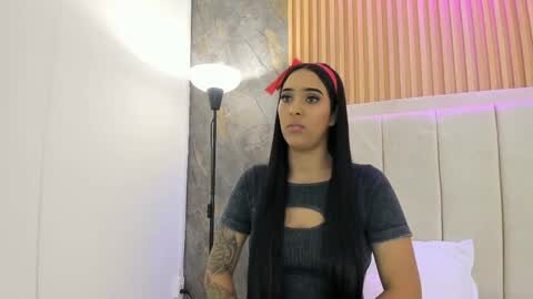 Snapshot of coral_evans05 chatting on 03/31/26, 08:20 Coral Evans online show from 03/31/26, 08:20