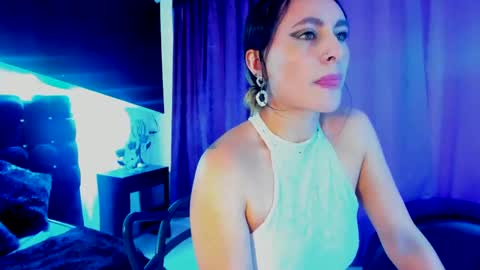 Snapshot of coral_gibson chatting on 02/06/25, 07:18 Coral online show from 02/06/25, 07:18