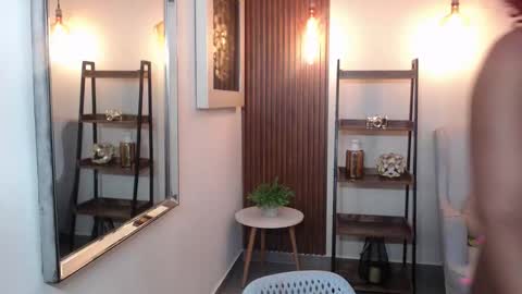 Coral online show from 11/28/25, 11:13