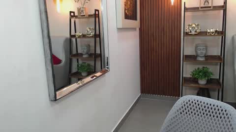 Coral online show from 12/17/25, 11:05