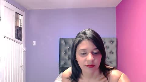 Snapshot of coral_whore18 chatting on 11/11/25, 03:23 Coral online show from 11/11/25, 03:23