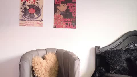 Snapshot of coraliebronson chatting on 04/14/26, 11:00 Coralie Bronson online show from 04/14/26, 11:00