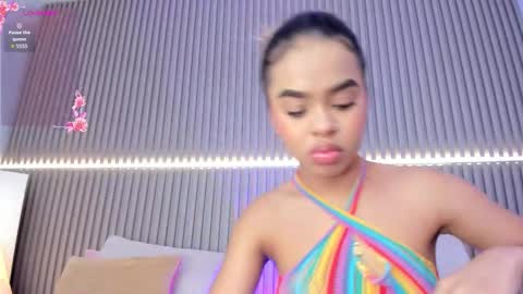 coralineross_ online show from 10/04/25, 10:57